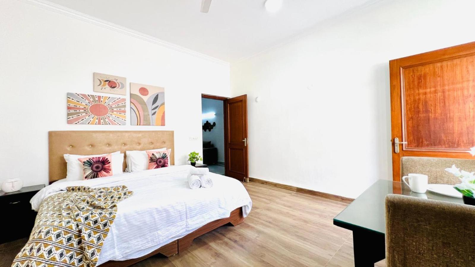 Apartment Olive Service Apartments Dlf Galleria Gurgaon Gurgaon