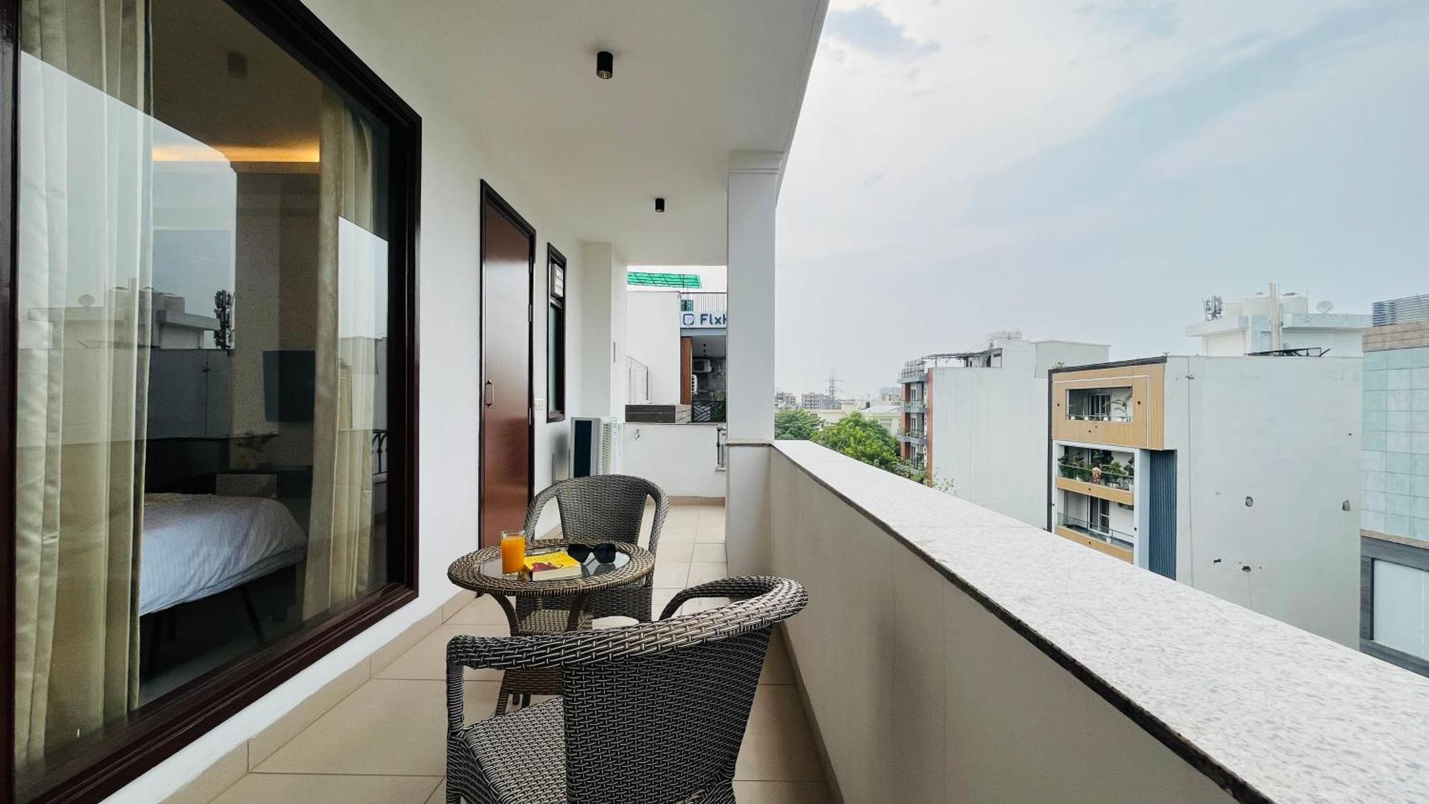 Apartment Olive Service Apartments Dlf Galleria Gurgaon *